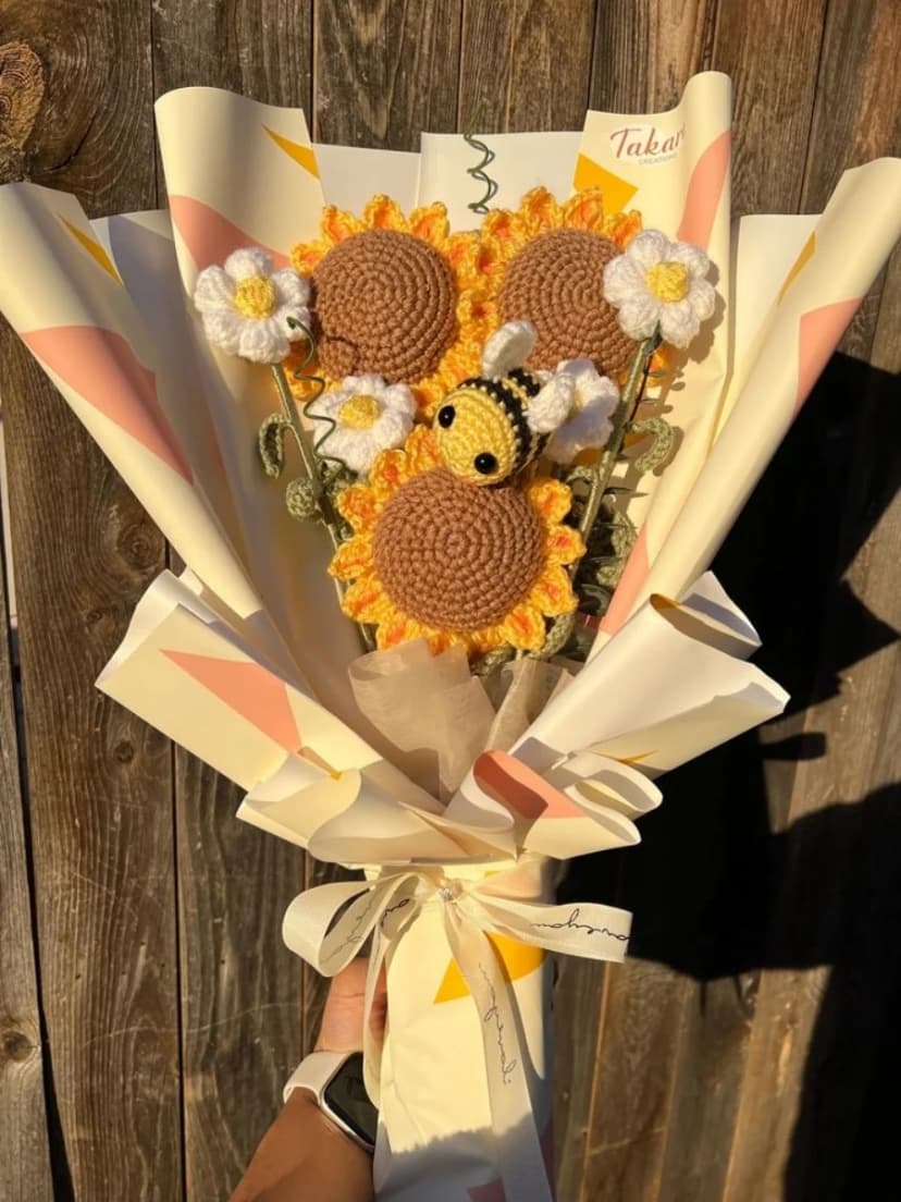 Honeybee Sunflower Bouquet