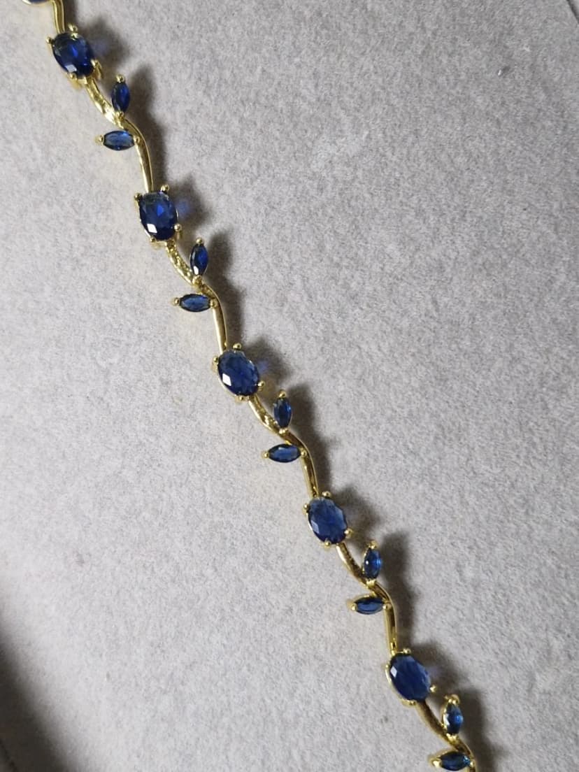 Tulip Sparkle Bracelet š
